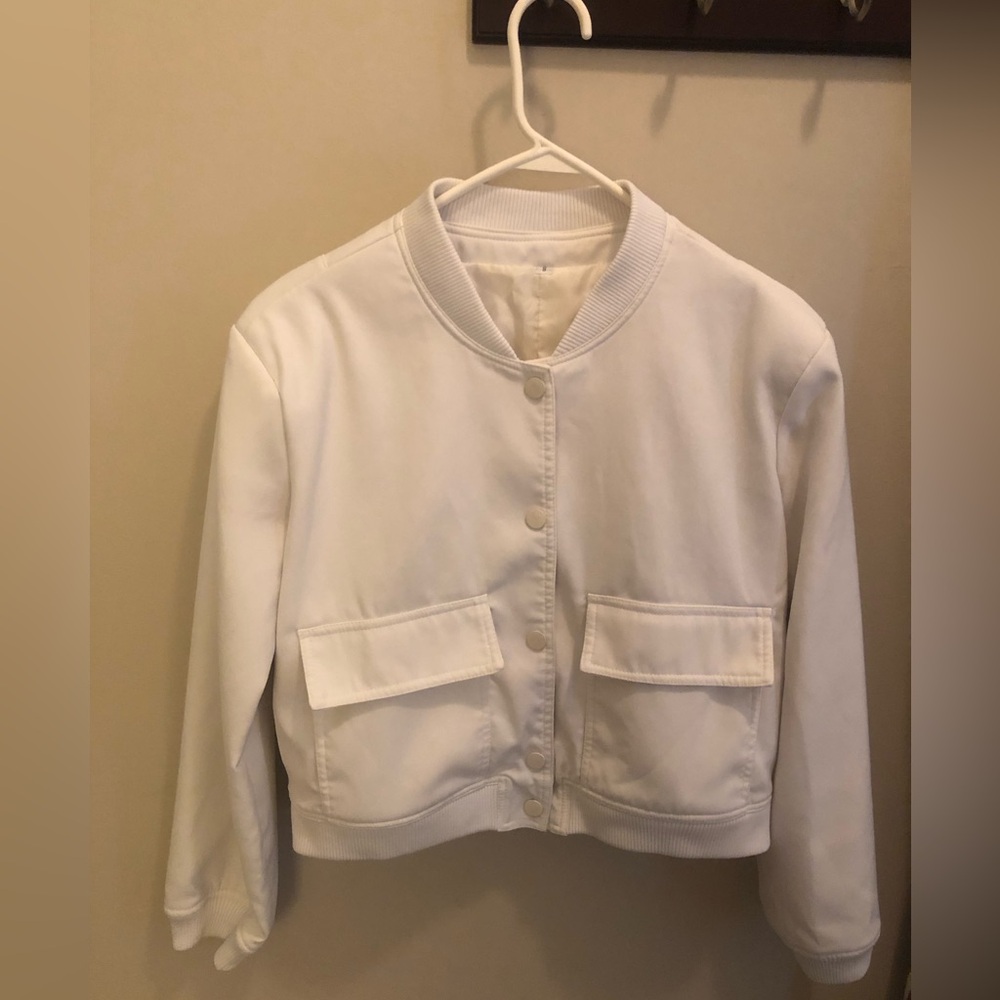 White cropped jacket